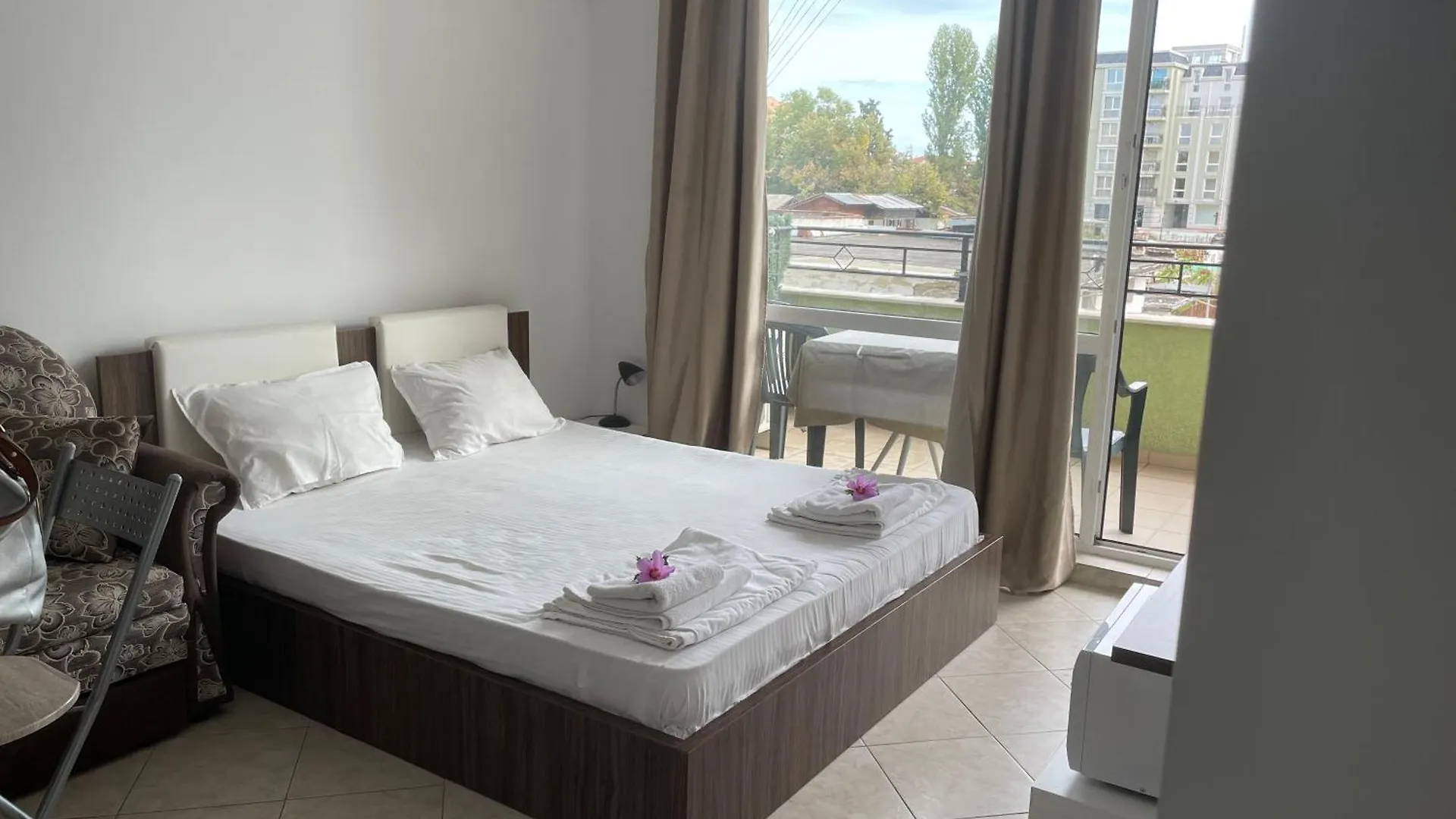 Apartment Studio Festival Pomorie